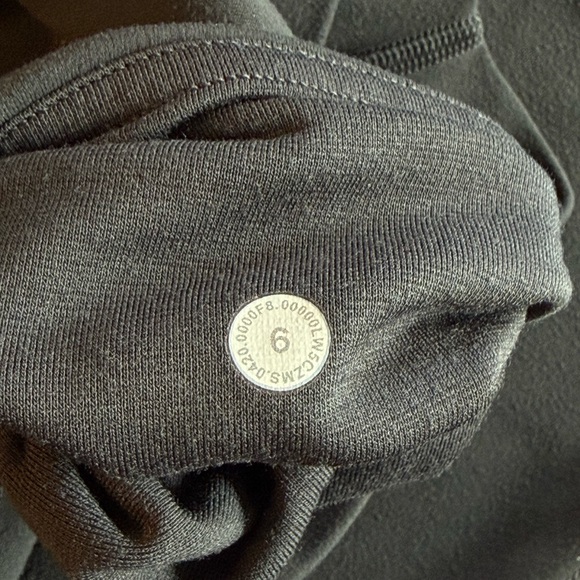 lululemon athletica Gray Leggings - Picture 4 of 4